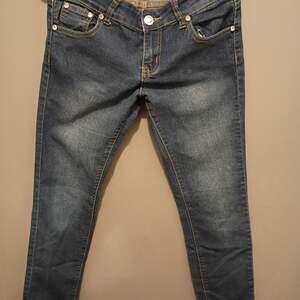 GOGO Star Jeans Women's fuzzy Dark Wash Skinny Fit Mid Rise Tapered Leg Ankle